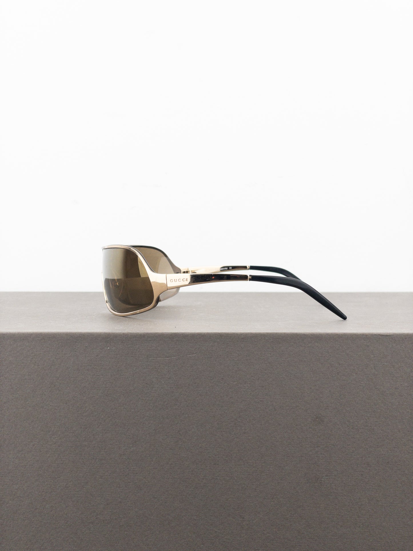 Gucci by Tom Ford SS01 ‘GG1661/S’ Wrap Mask Shield Sunglasses