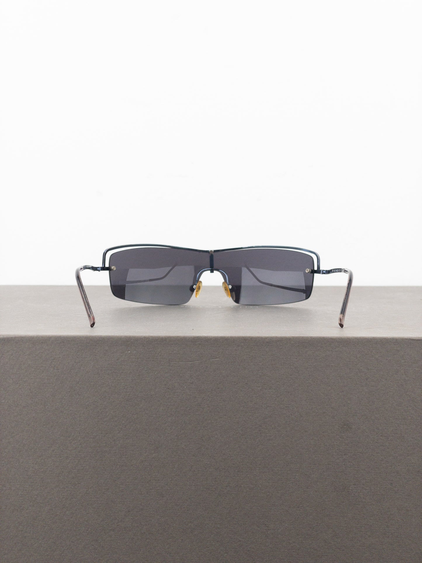 Gucci by Tom Ford 2000s GG2683/S Wrap Mask Shield Sunglasses