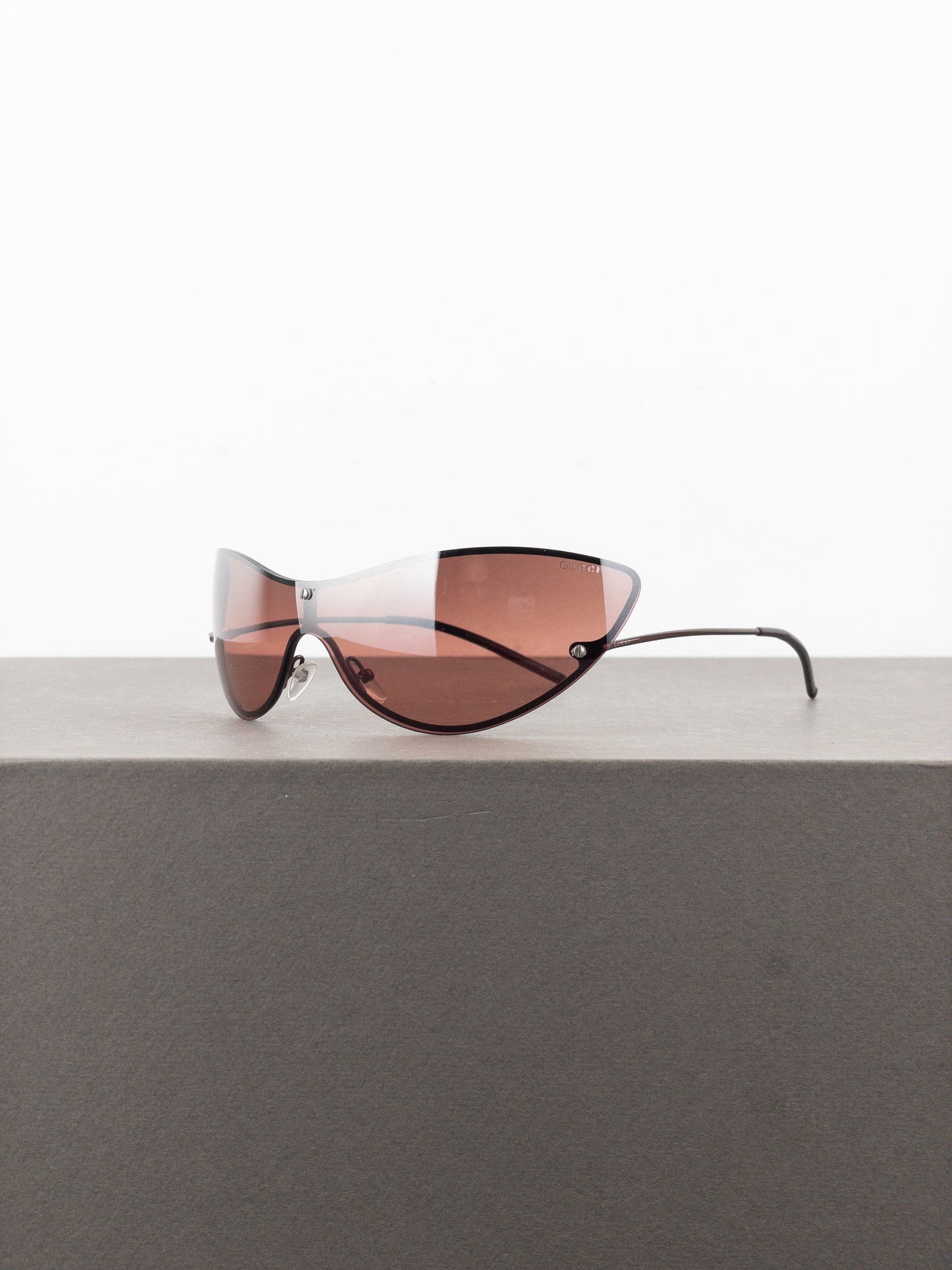 Gucci by Tom Ford SS01 GG2665/S Wrap Mask Shield Cat Eye Sunglasses