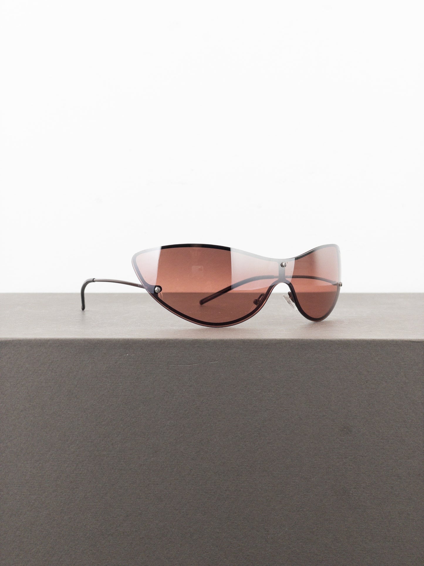 Gucci by Tom Ford SS01 GG2665/S Wrap Mask Shield Cat Eye Sunglasses