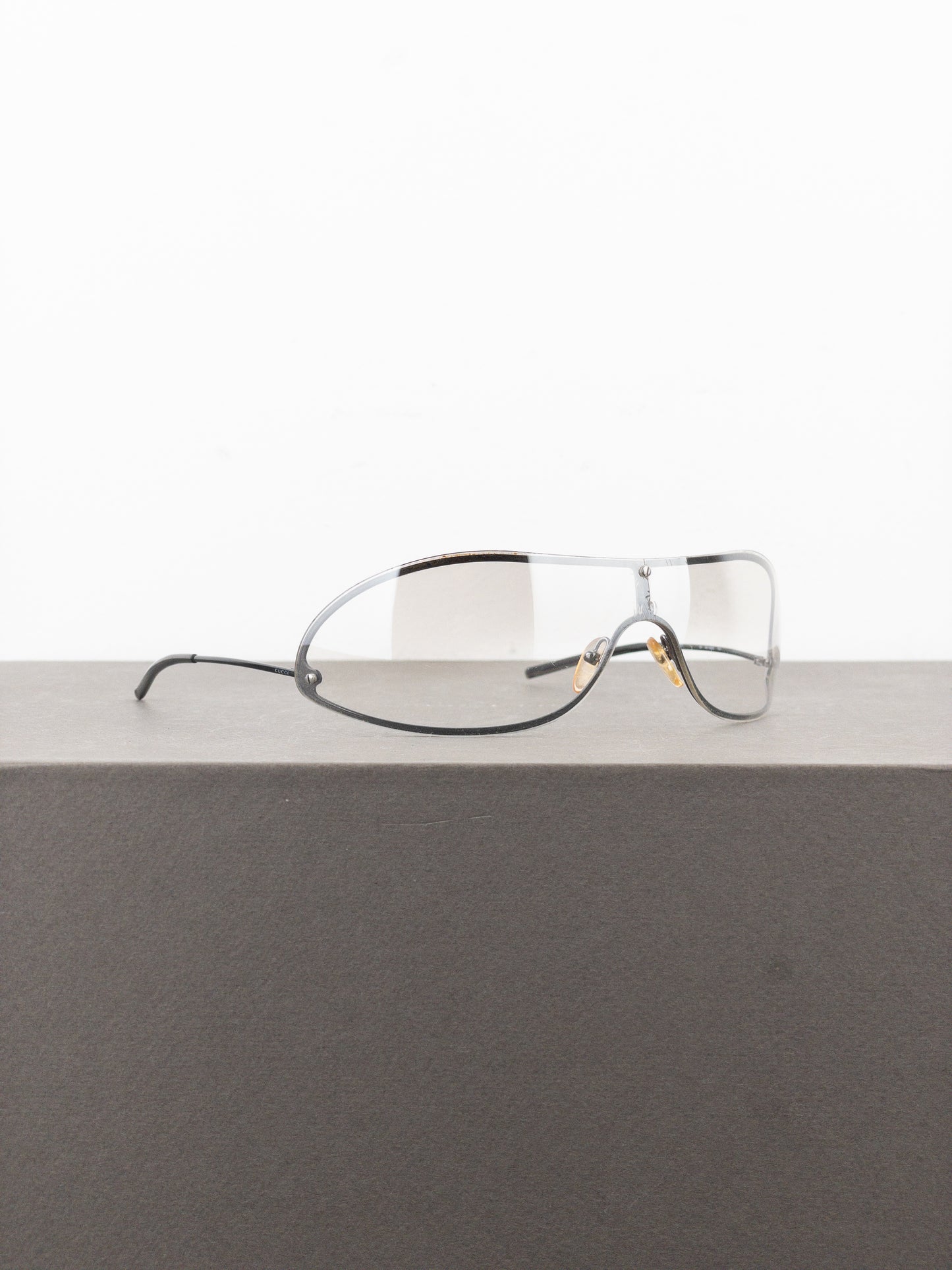 Gucci by Tom Ford SS01 GG1659 Wrap Shield Sunglasses