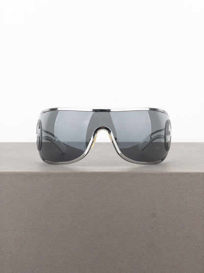 Gucci by Tom Ford 2000s GG2800S Logo Wrap Mask Shield Sunglasses