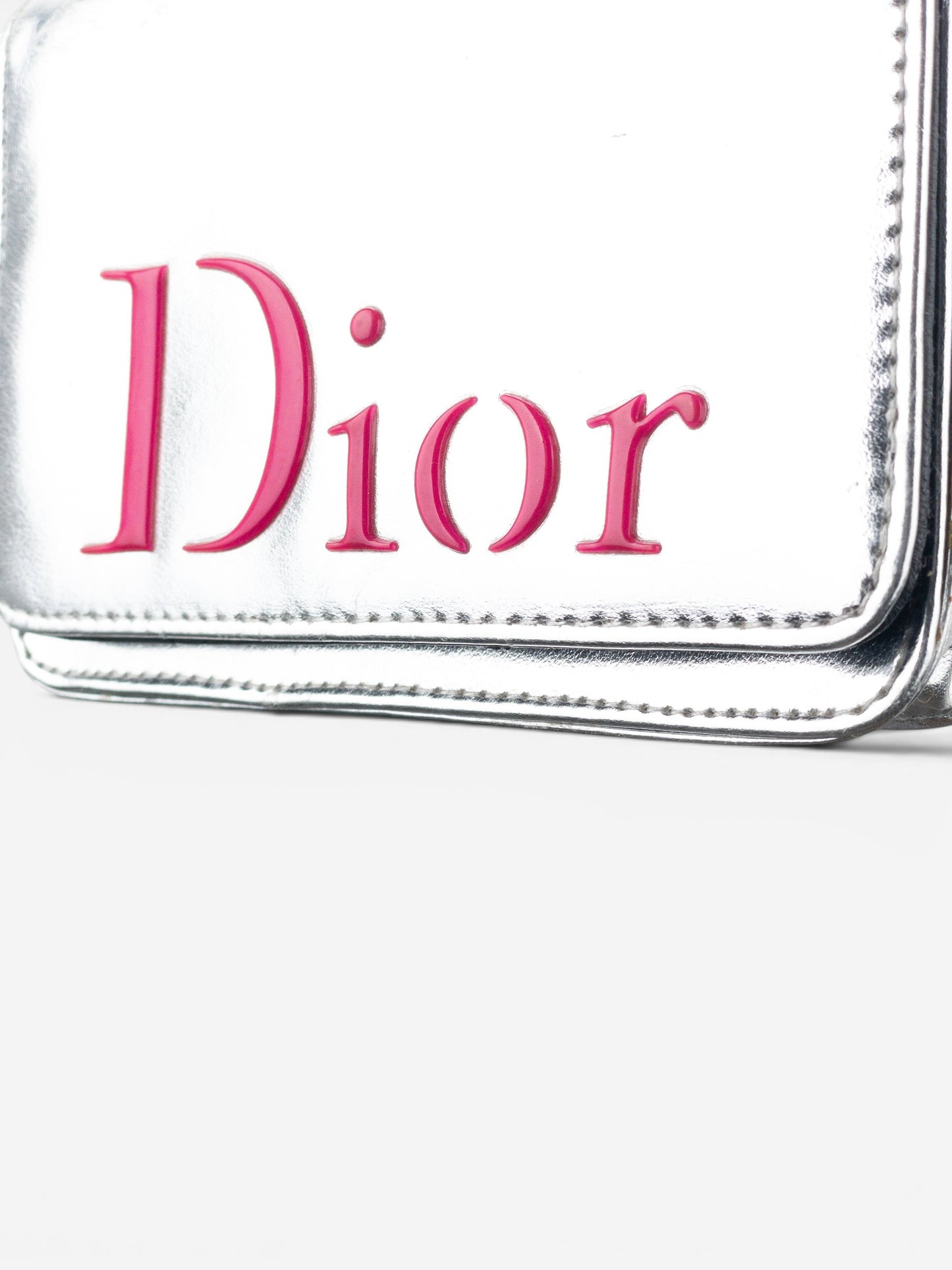 Dior 2000s Metallic Silver Cosmetic Bag – photo 5