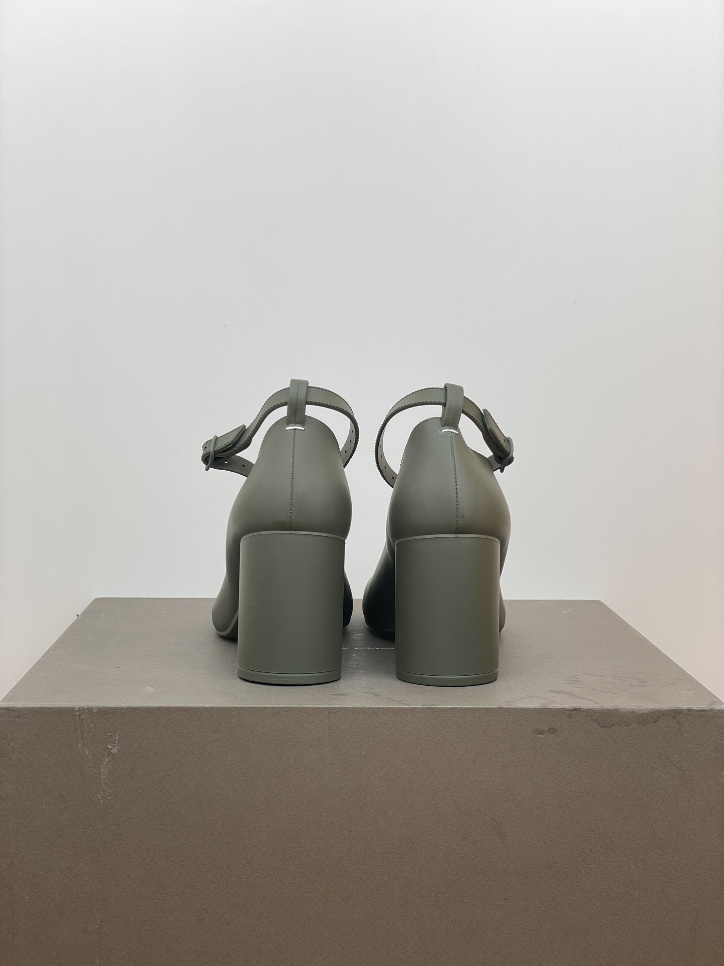 Maison Margiela AW21 Rubber Tabi Mary Jane Pumps