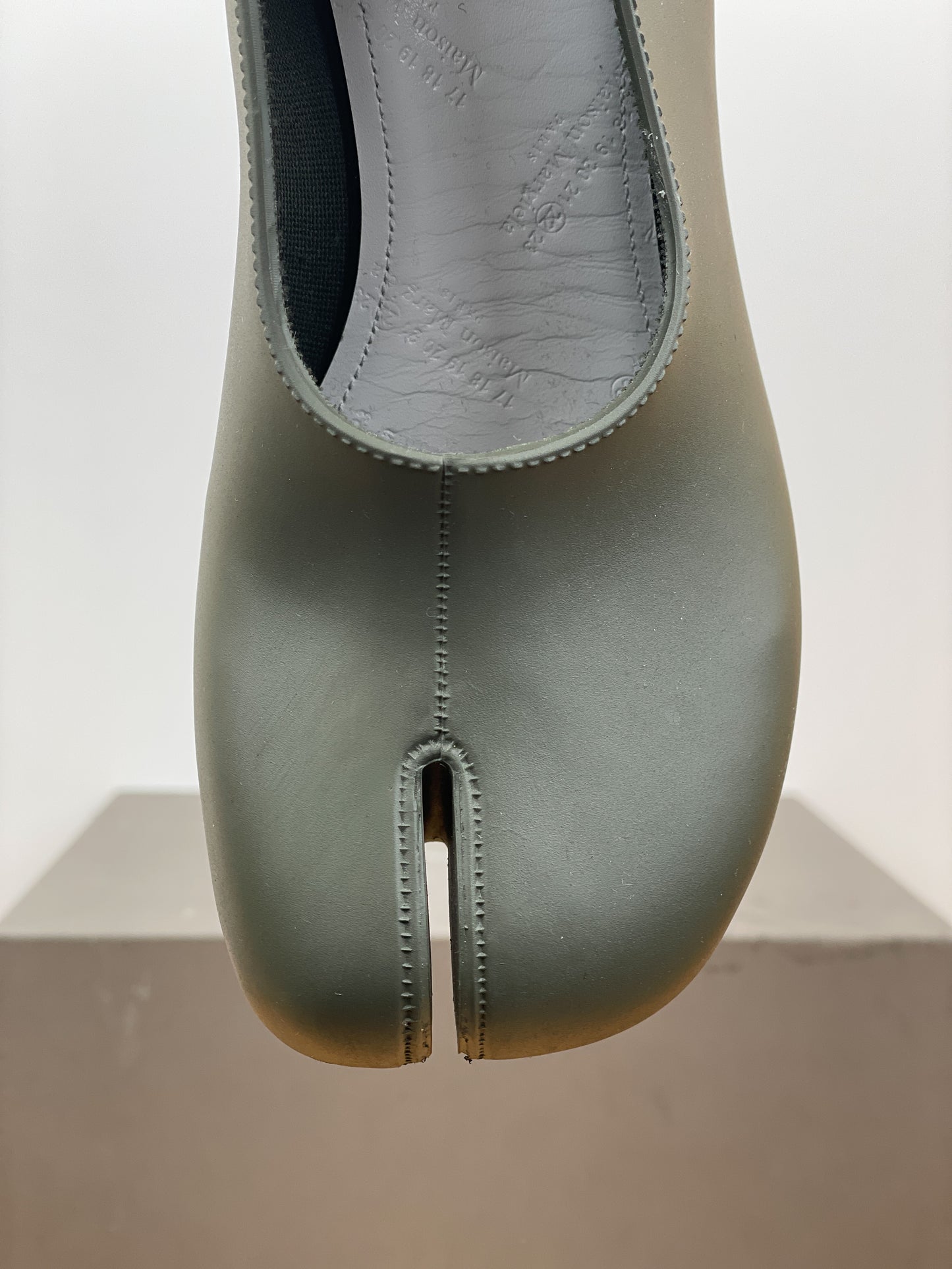 Maison Margiela AW21 Rubber Tabi Mary Jane Pumps