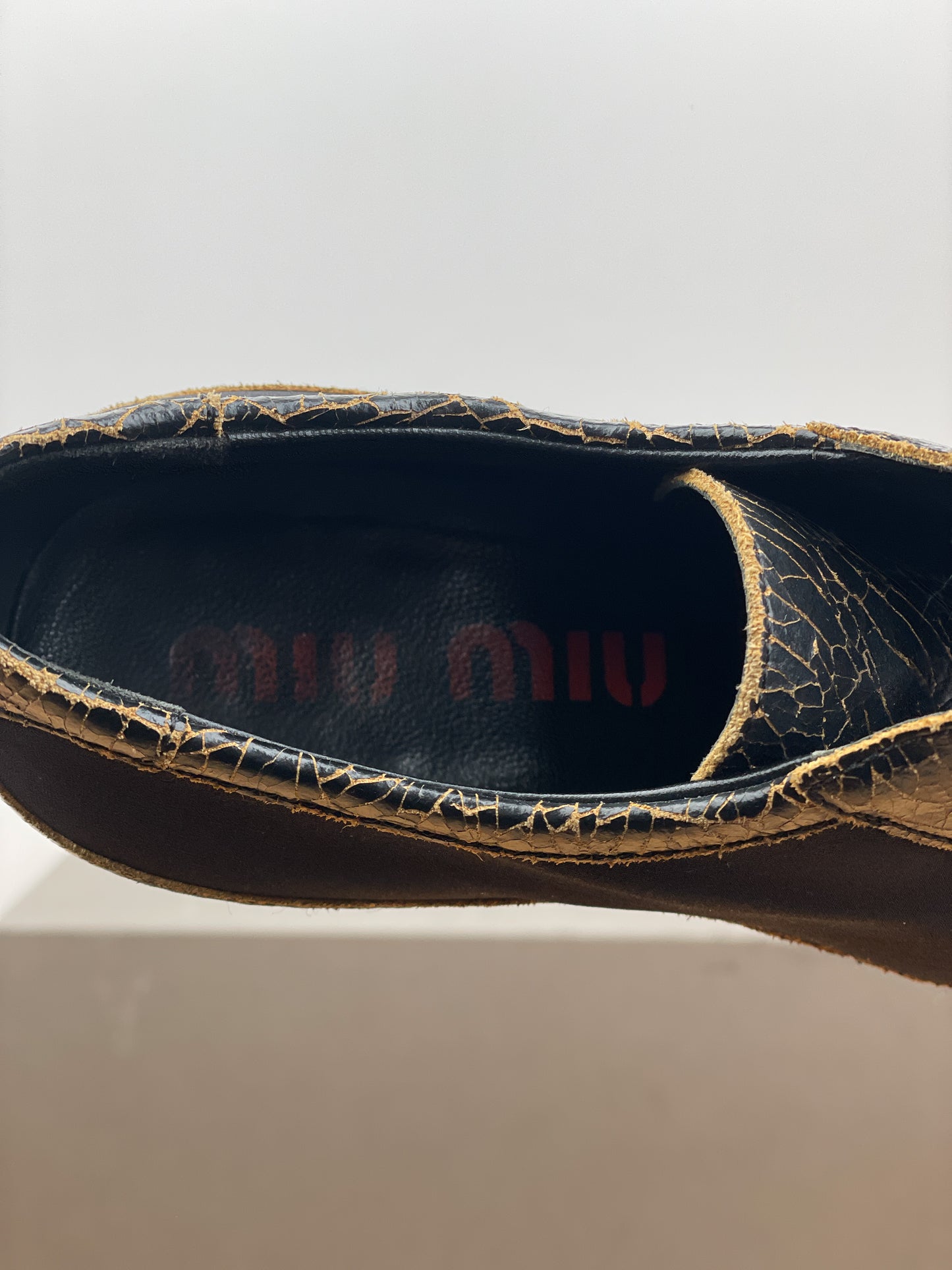 Miu Miu AW01 Cracked Leather Lace-Up Pump Kitten Heels