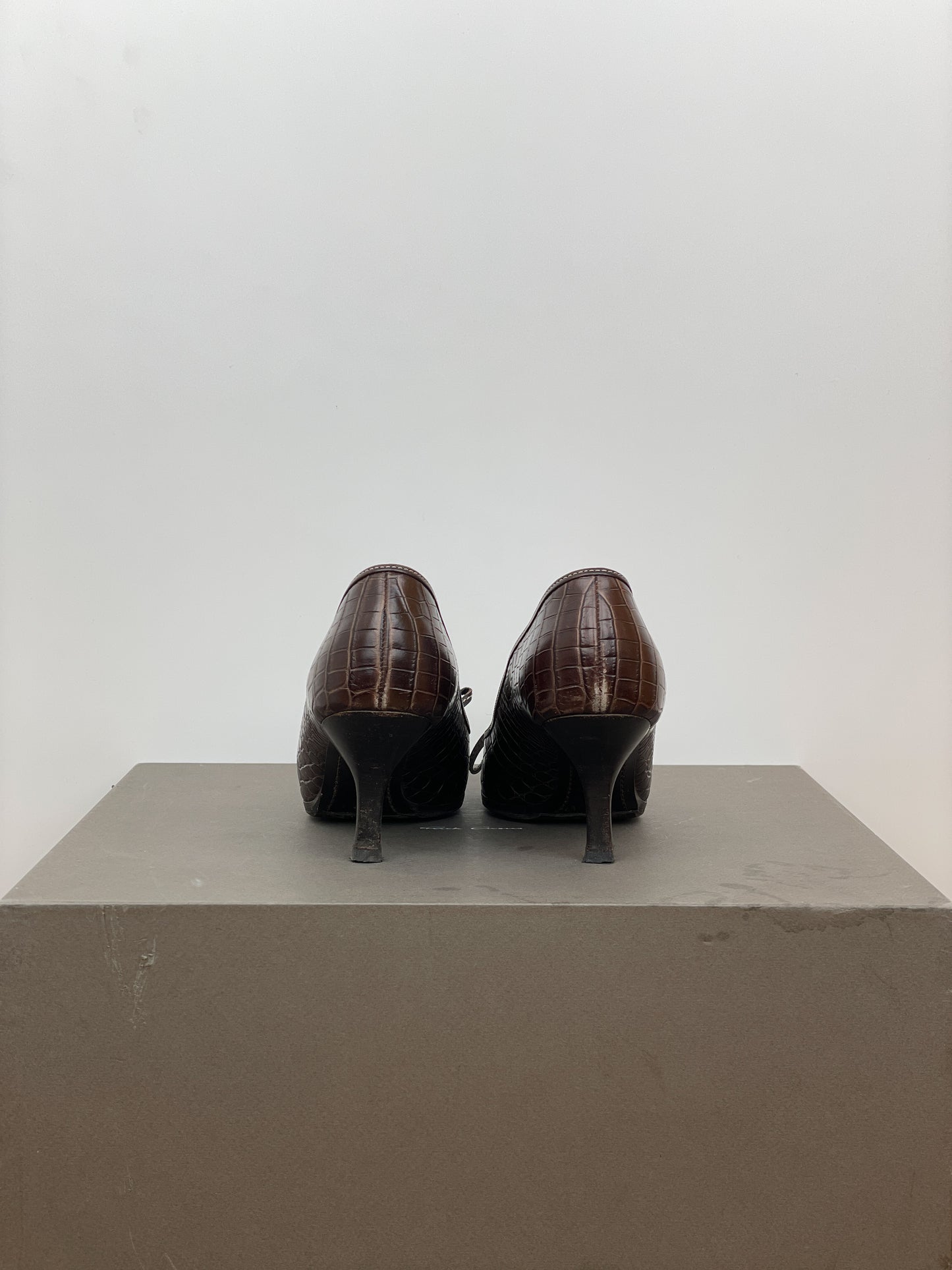 Prada 2000s Pointed-Toe Crocodile Print Kitten Heels