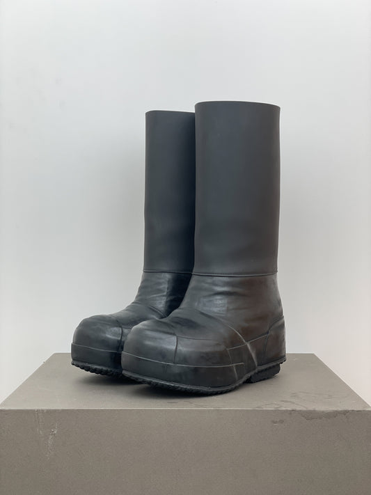 Celine by Phoebe Philo AW18 Rubber Planet Boots