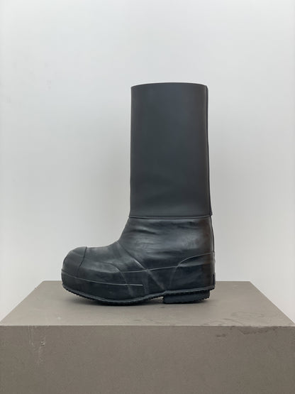Celine by Phoebe Philo AW18 Rubber Planet Boots