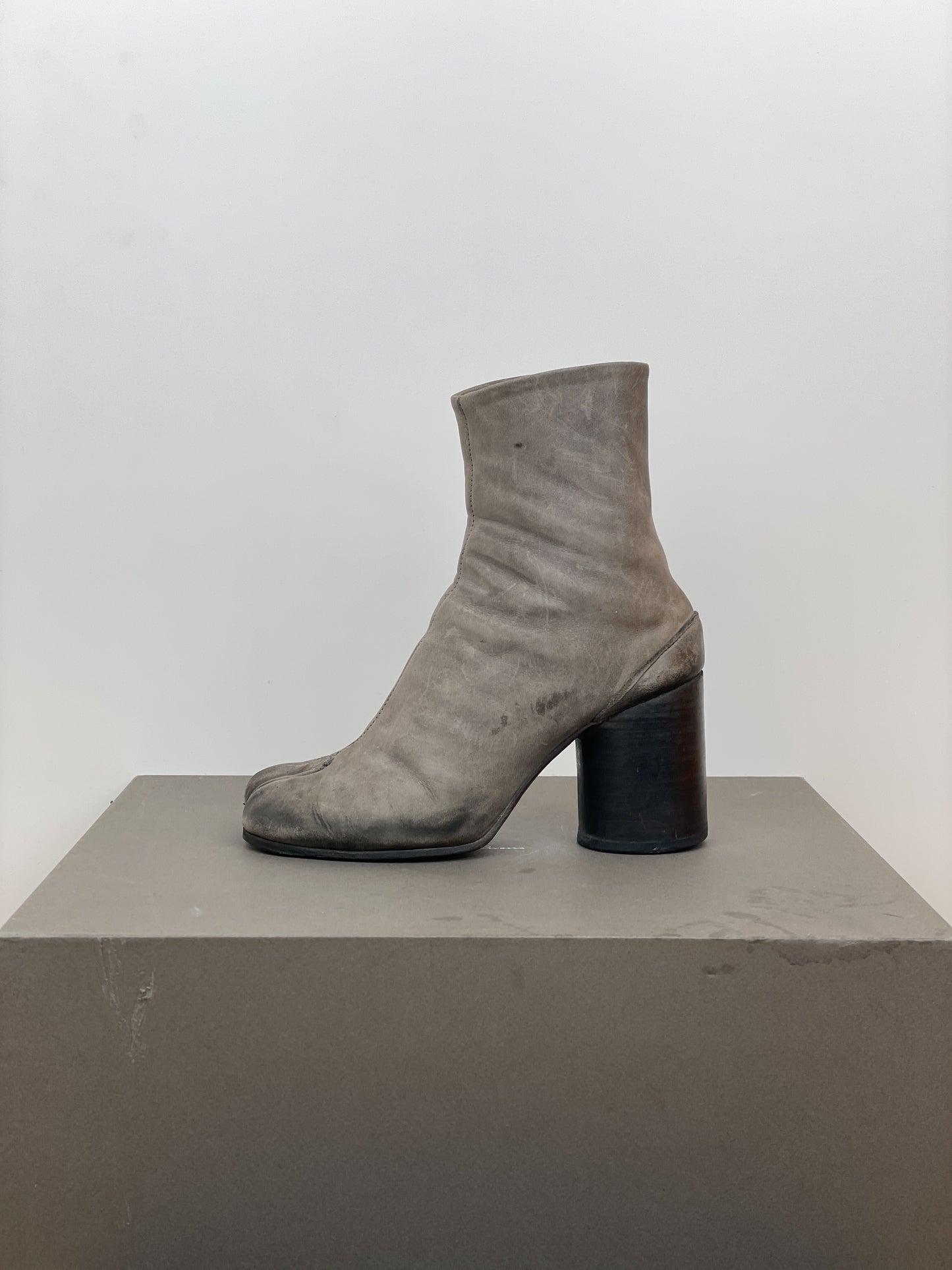 Maison Margiela 2000s Tabi Ankle Heel Boots