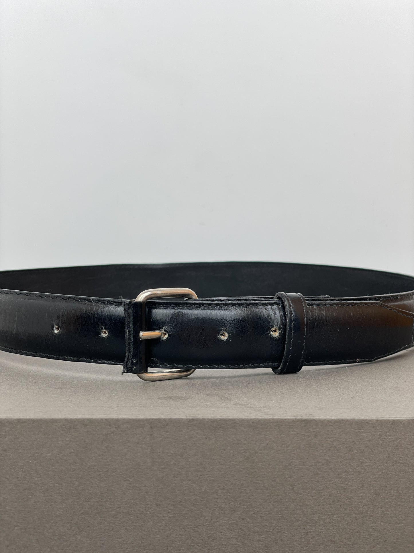 Helmut Lang 90s Classic Logo-Badge Leather Belt