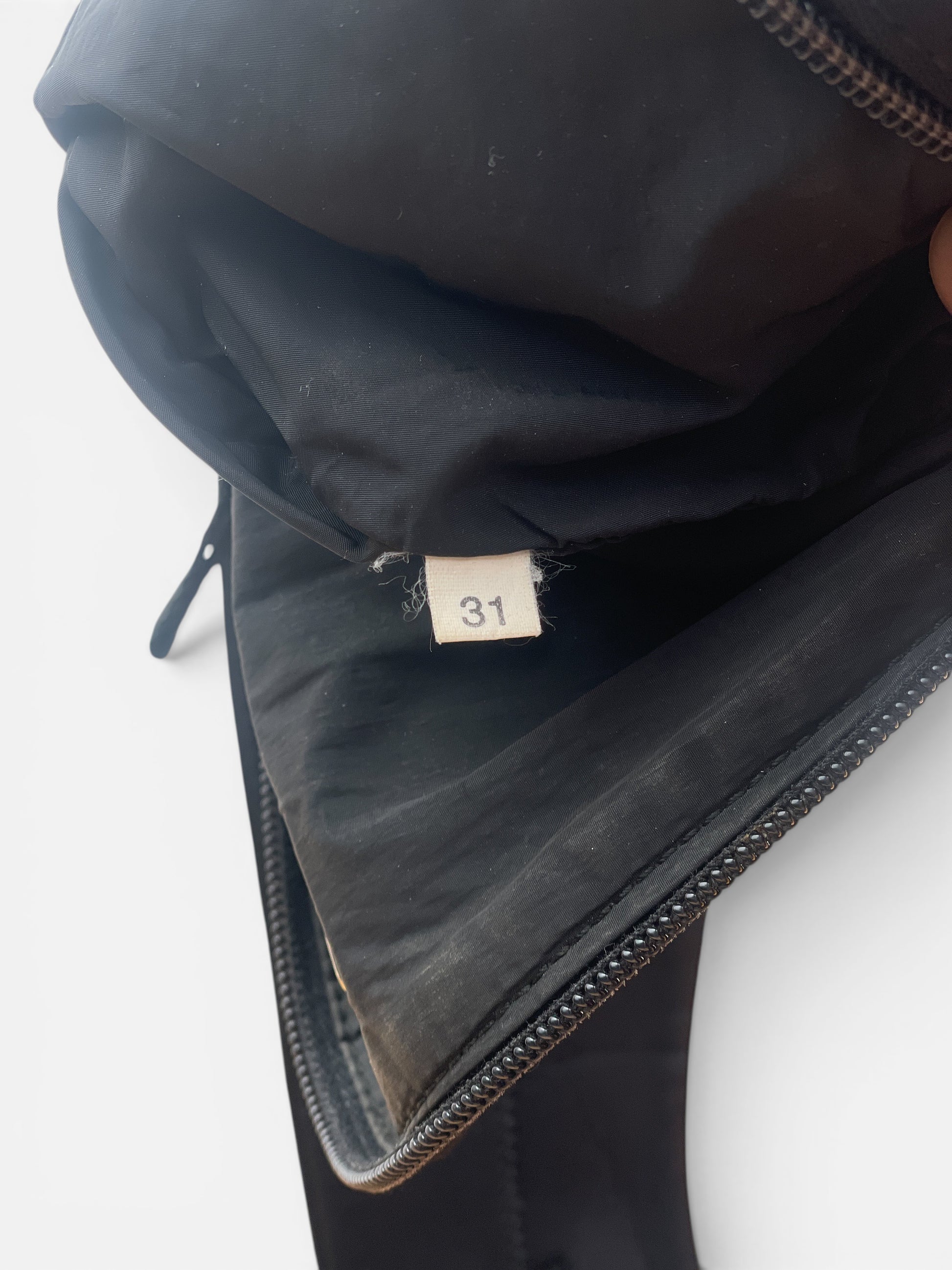 Prada AW99 Linea Rossa Red Tab Belt Waist Bag – photo 9