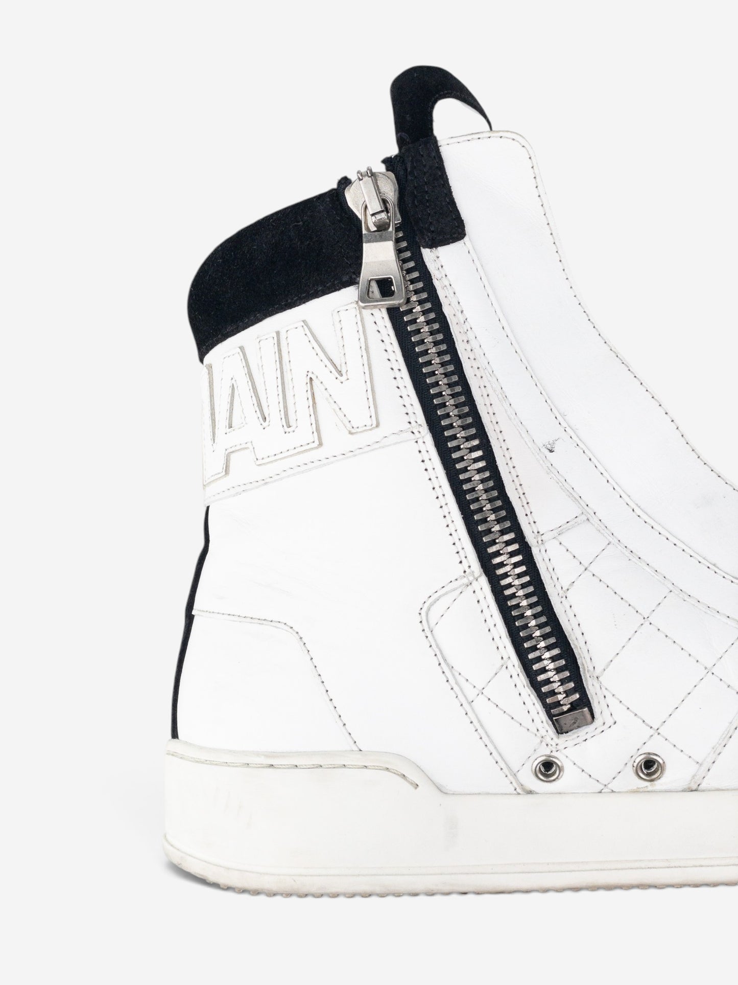 Balmain by Olivier Rousteing AW13 Quilted Leather High-Top Logo Sneakers – detail view