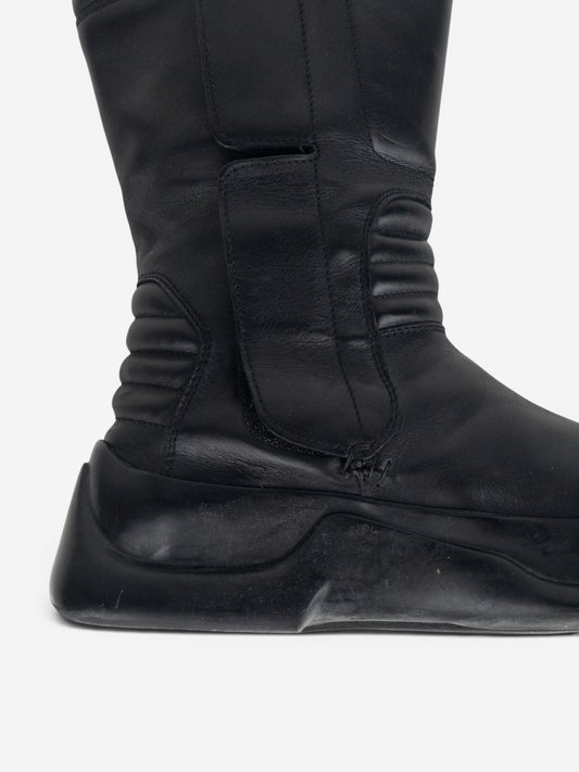 Prada AW99 Mid Calf Square Toe Astro Moto Biker Boots – heel detail