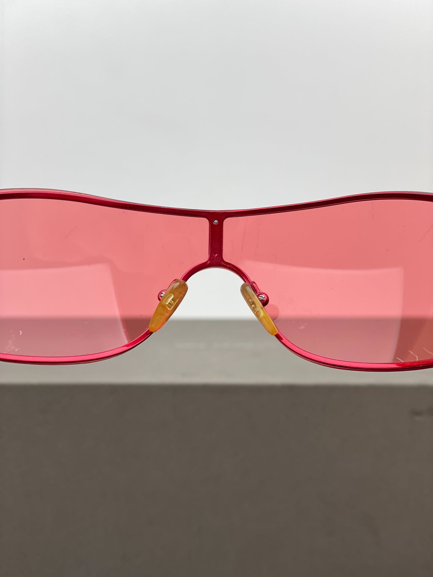 Gucci by Tom Ford SS01 GG1658 Wrap Shield Sunglasses