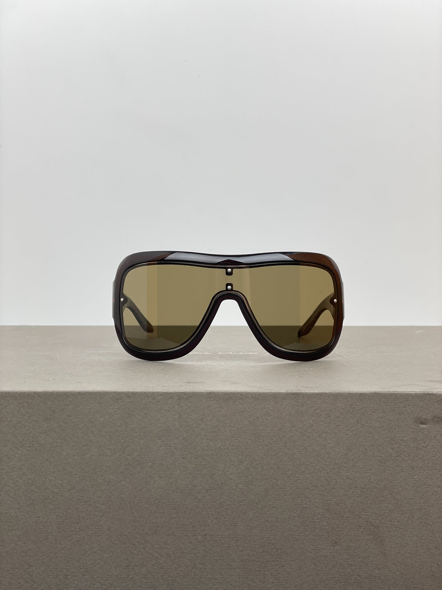 Dior 1990s Look Wrap Mask Shield Sunglasses (black)