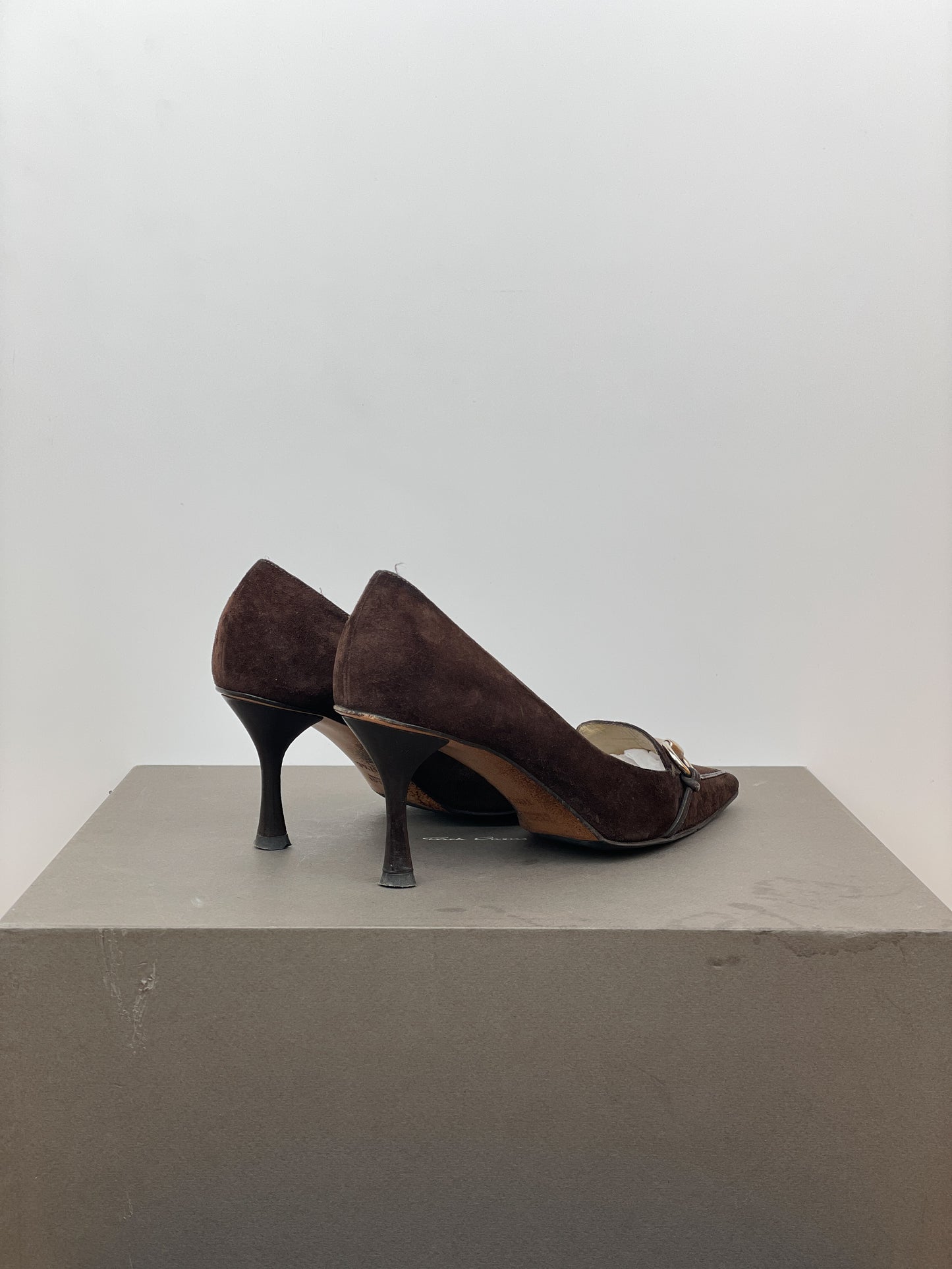 Gucci by Tom Ford 1990s Suede Pointed-Toe Horsebit Heel Pumps