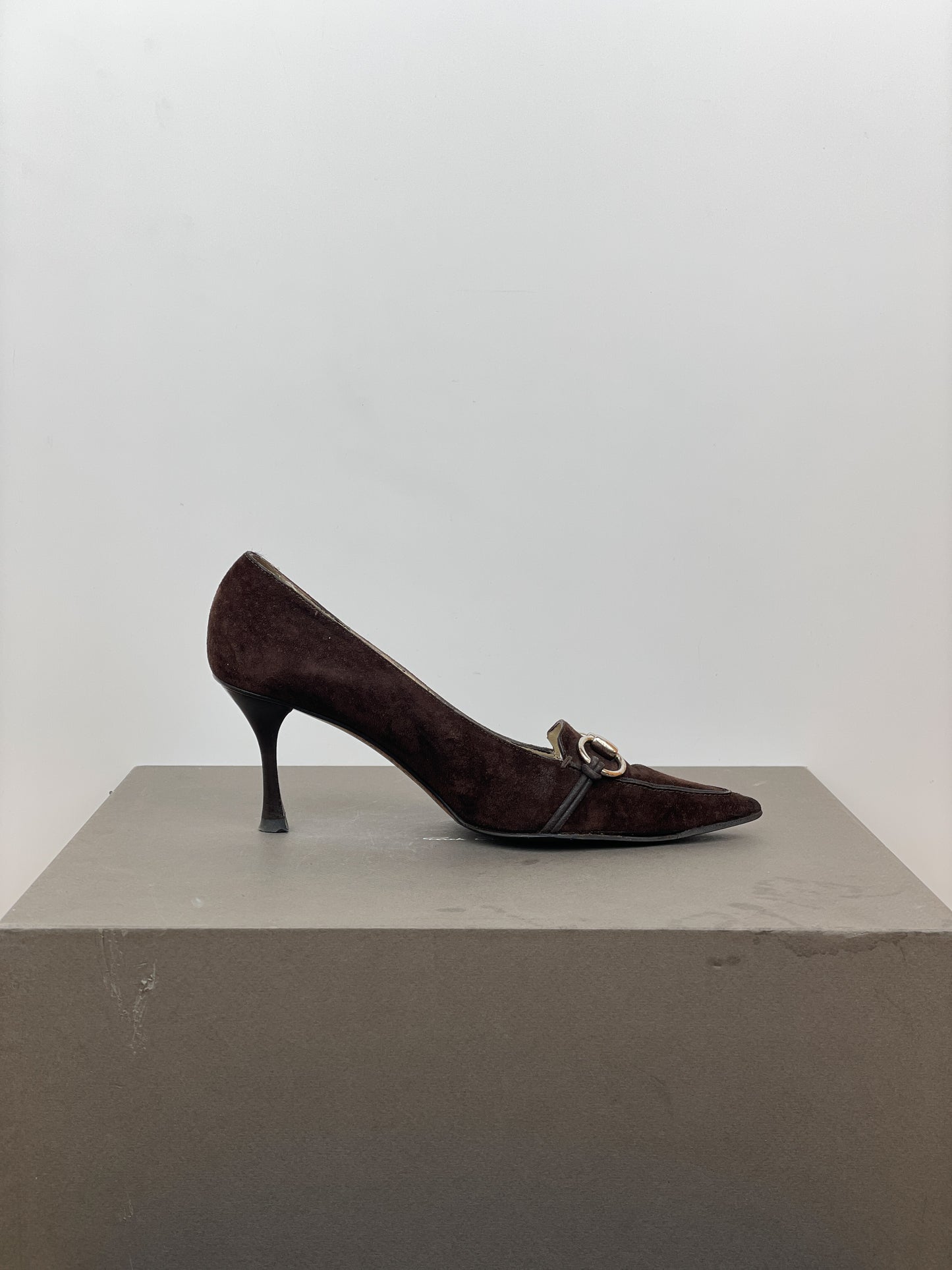 Gucci by Tom Ford 1990s Suede Pointed-Toe Horsebit Heel Pumps