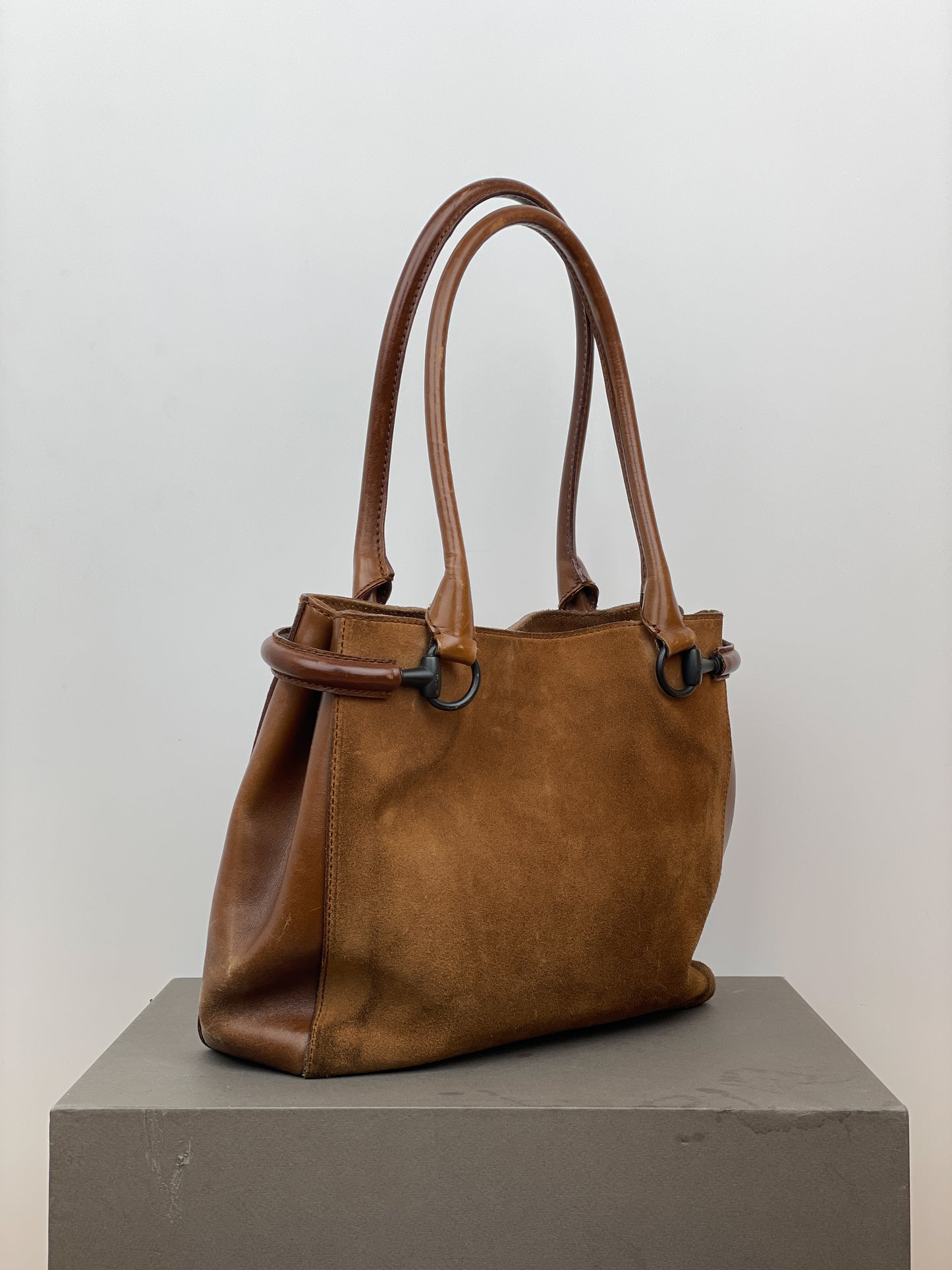 Gucci by Tom Ford 1990s Horsebit Suede Shopper Handbag (brown)