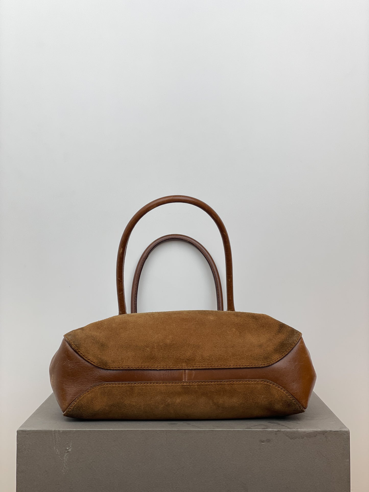 Gucci by Tom Ford 1990s Horsebit Suede Shopper Handbag (brown)