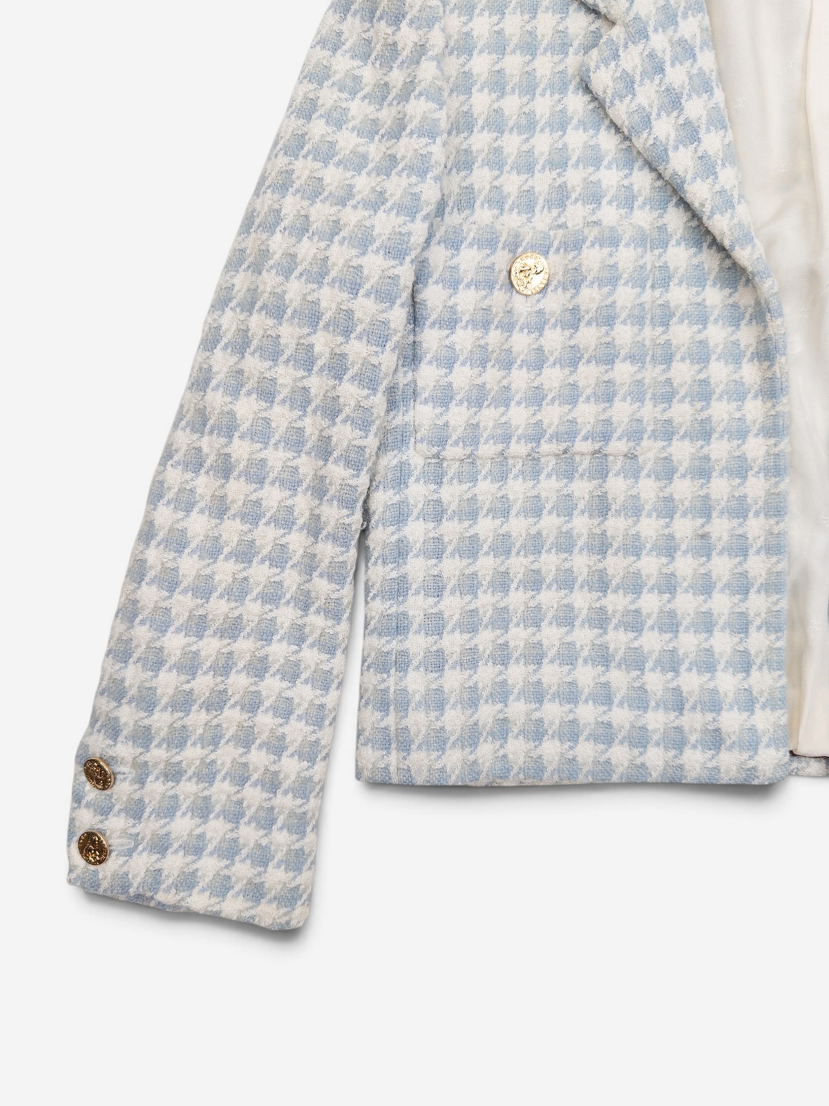 Chanel by Karl Lagerfeld AW87 Cropped Houndstooth Tweed Blazer Jacket – button detail
