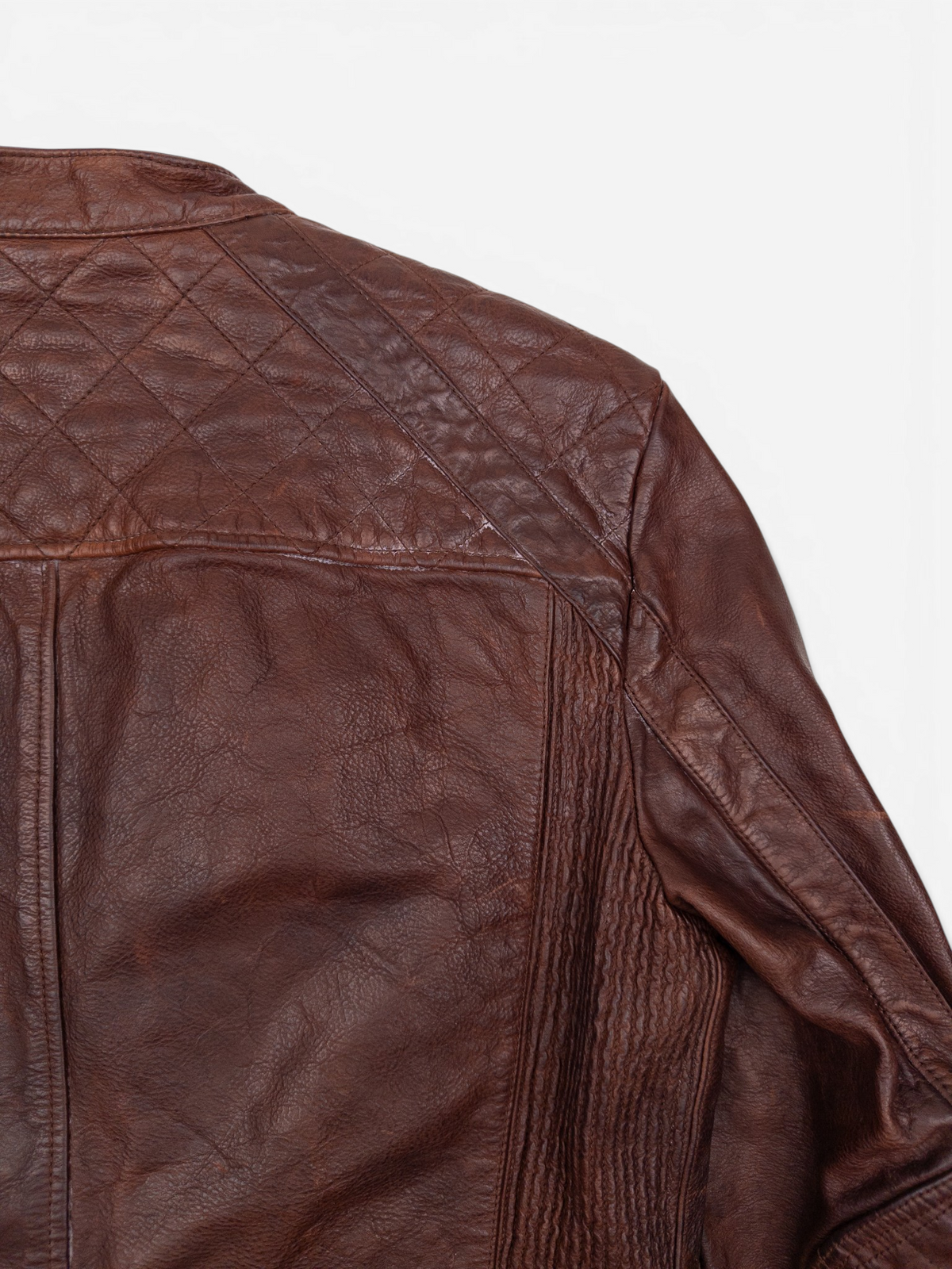 Gucci 2010s by Frida Giannini Quilted Leather Cafe Racer Biker Jacket – shoulder detail