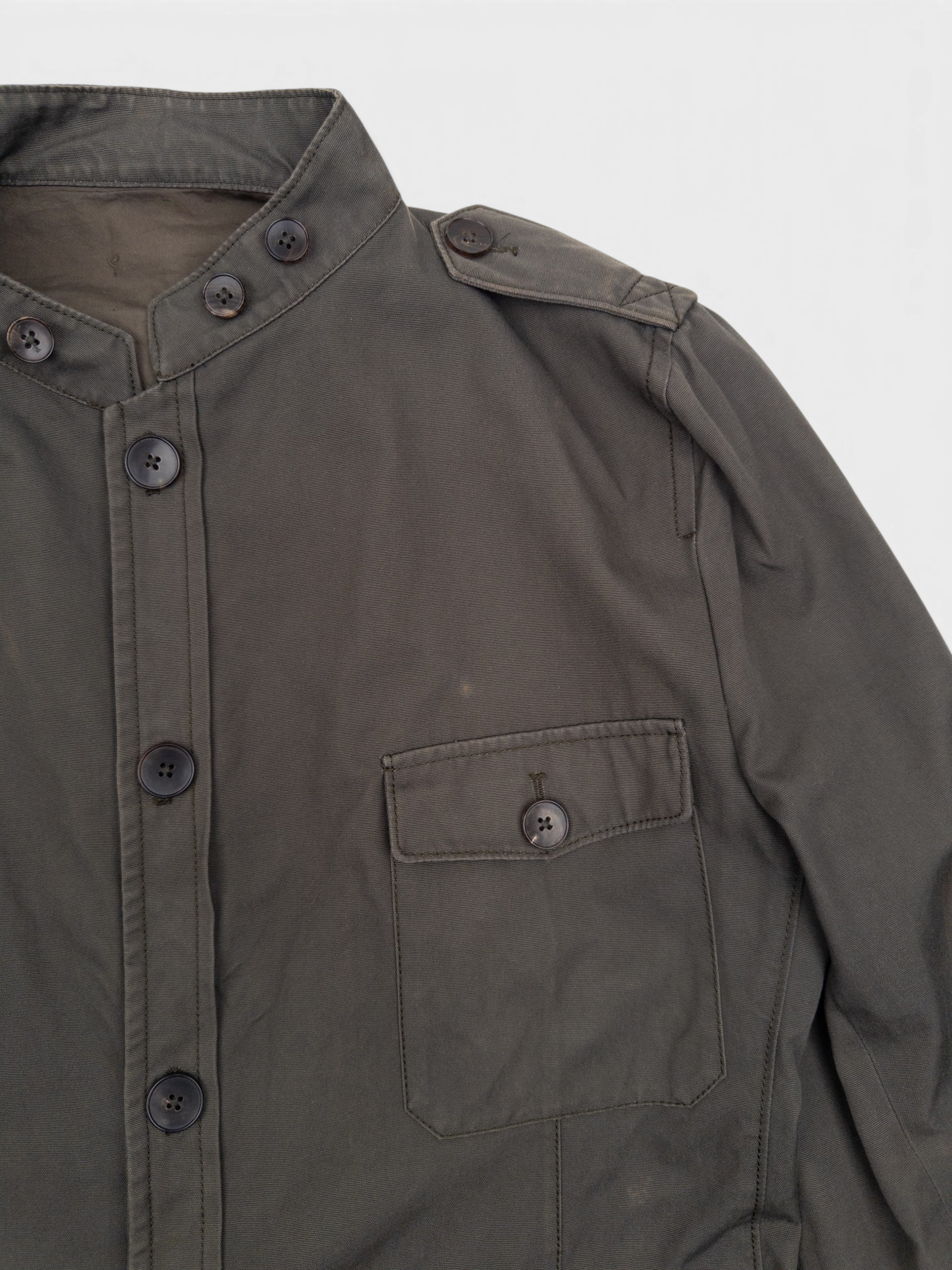 Gucci by Tom Ford 2000s Multi-Pocket Military Field Jacket – pocket detail