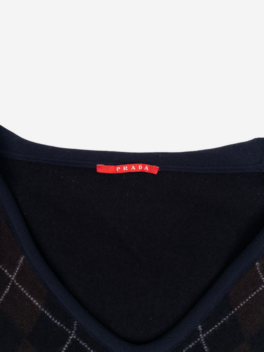 Prada AW03 Argyle V-Neck Knit Sweater – logo tab detail