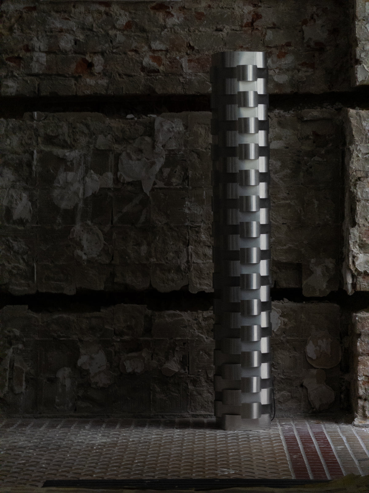 Max Sauze Aluminum Lamp