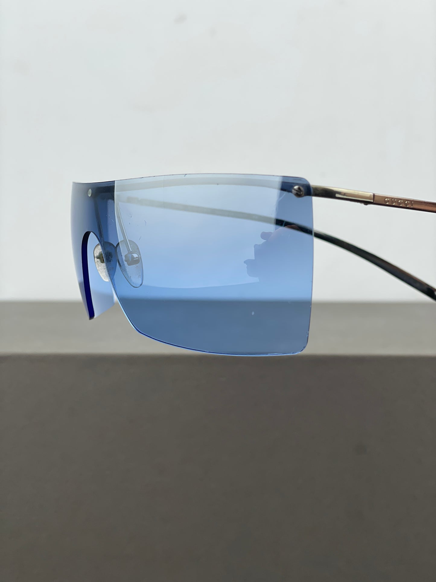 Gucci by Tom Ford 2000s ‘GG2681S‘ Wrap Mask Shield Sunglasses