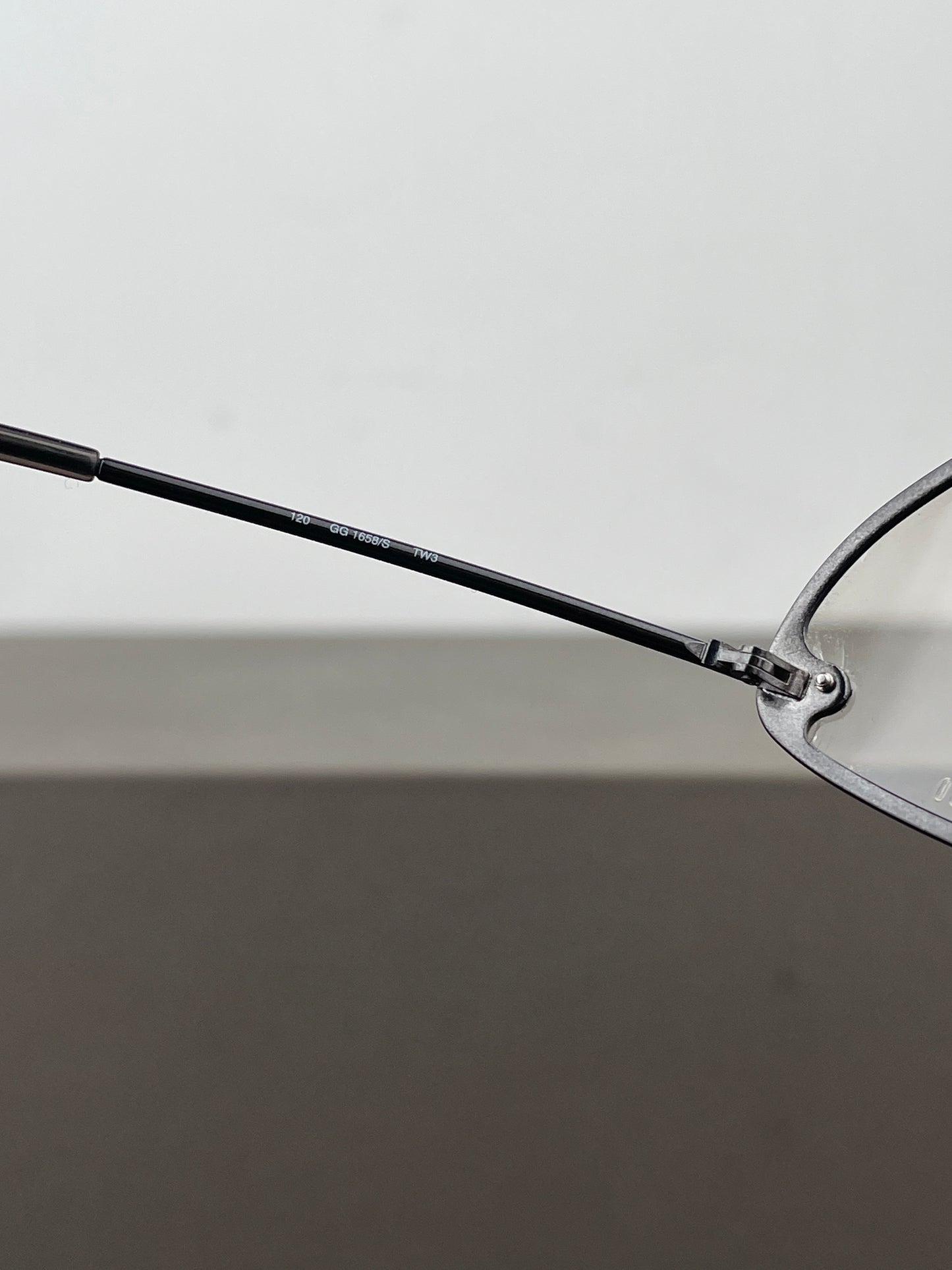 Gucci by Tom Ford SS01 GG1659 Wrap Shield Sunglasses