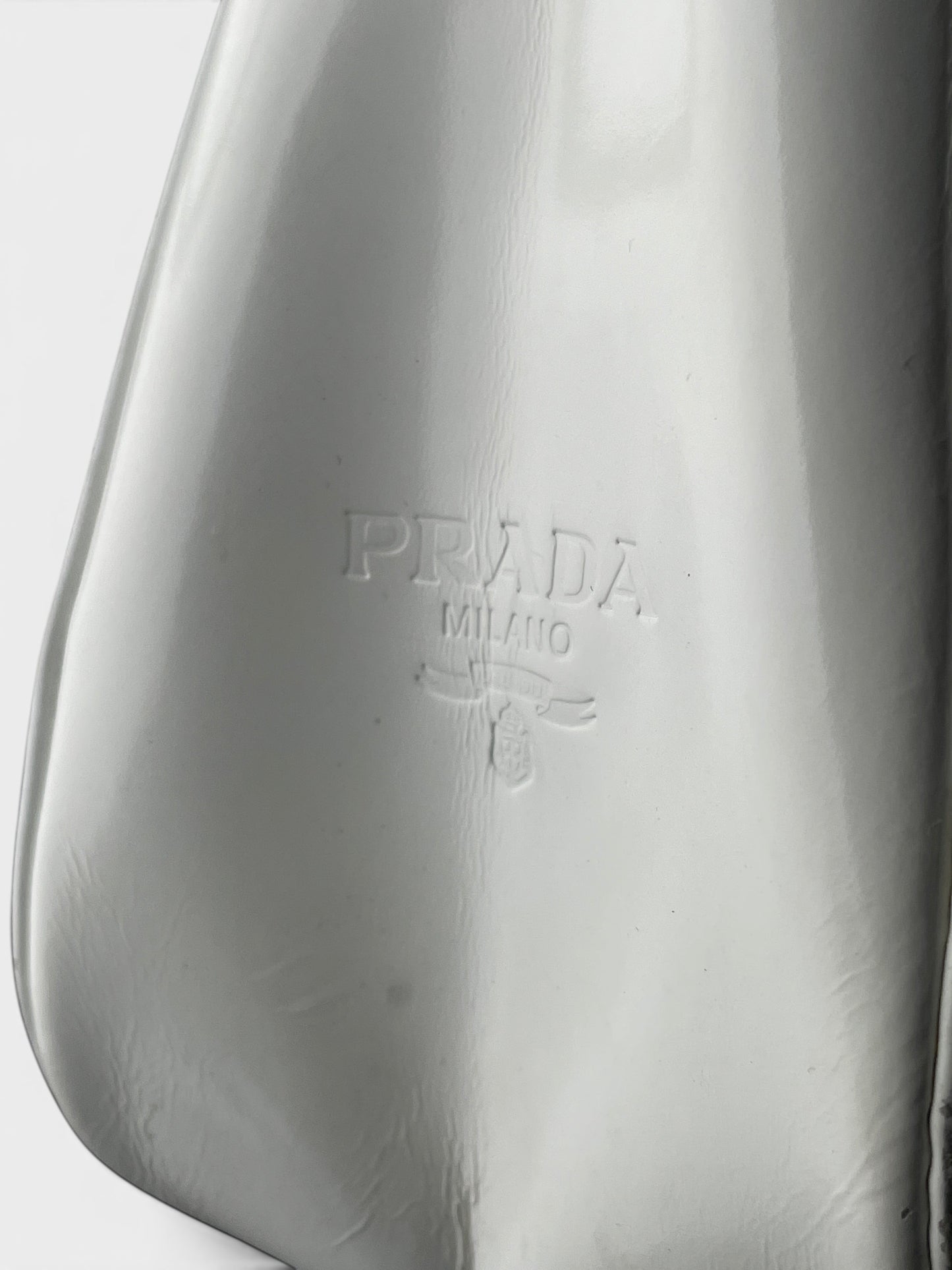 Prada 2000s Metal Ring Leather Shoulder Bag – photo 10