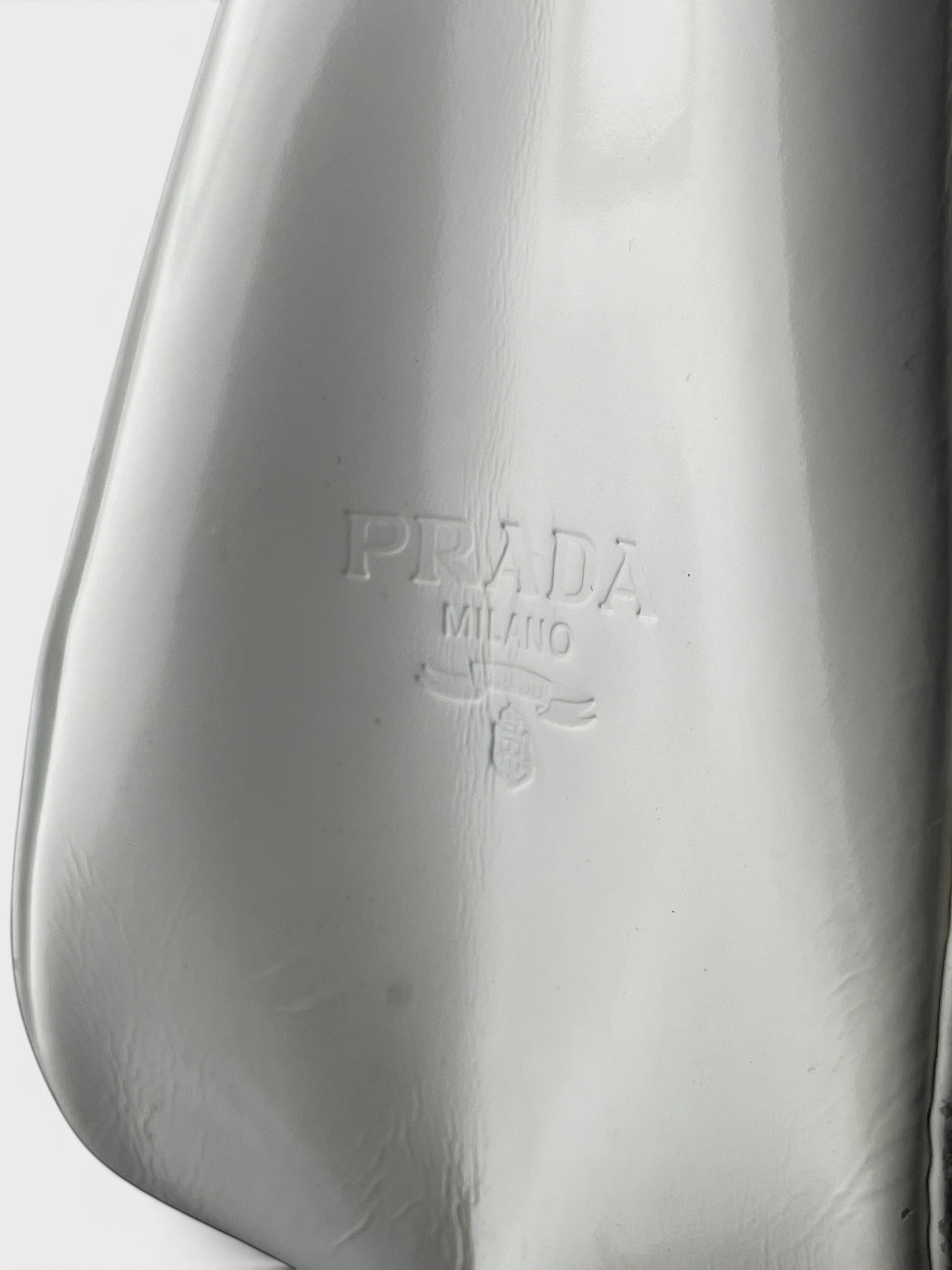 Prada 2000s Metal Ring Leather Shoulder Bag – photo 10