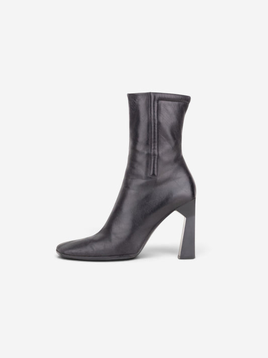 Miu Miu AW99 Square-Toe Sculptural Ankle Heel Boots – profile view