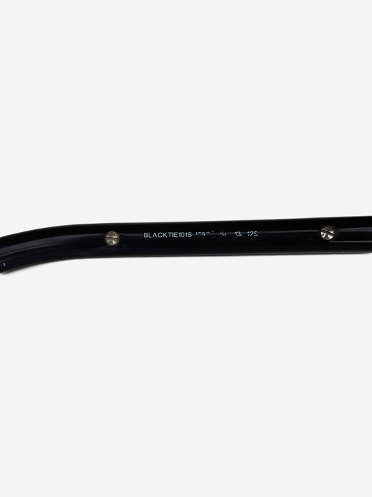 model number engraving detail