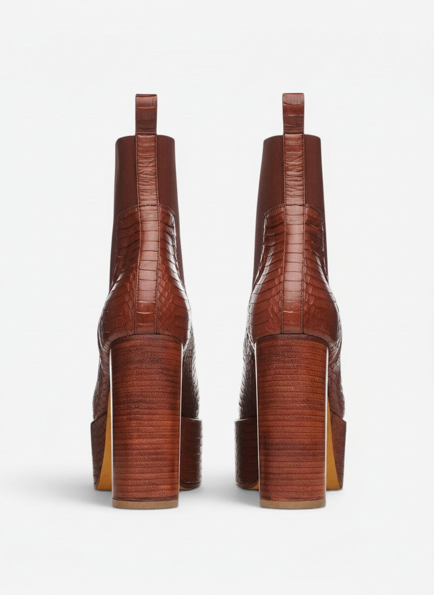 opening act. Rick Owens Phlegethon Kiss Stiefel in Oxblood-Rot aus Schlangenleder mit markantem Plateau-Absatz