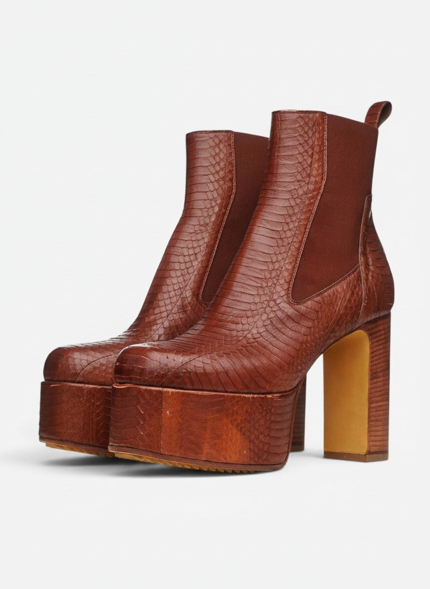 opening act Rick Owens oxbloodrote Chelsea-Stiefel aus Schlangenleder mit markantem Kiss-Plateauabsatz