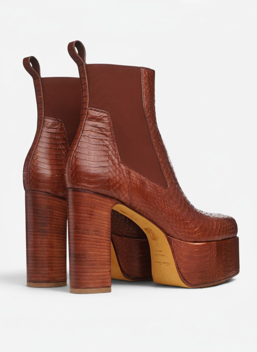 opening act. Rick Owens Kiss Chelsea Boots aus oxbloodrotem Schlangenleder mit Plateauabsatz und elastischem Einsatz