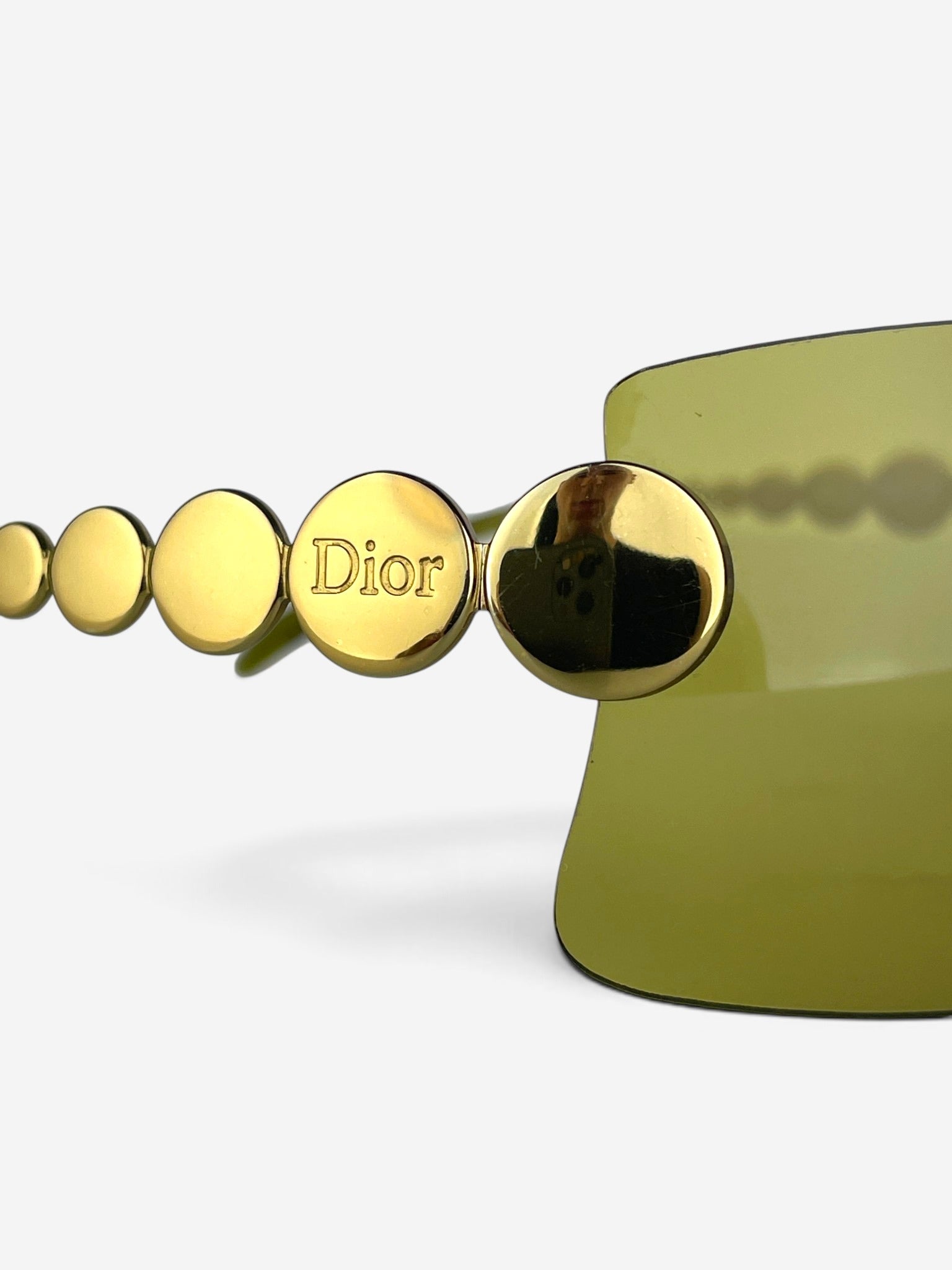 logo disk detail